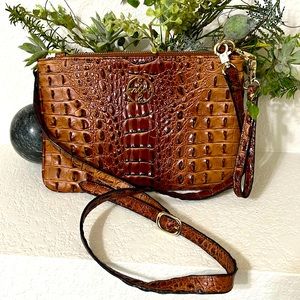 Stauer Faux/ Vegan Brown Leather Crocodile Embossed Sloane Crossbody/ Clutch